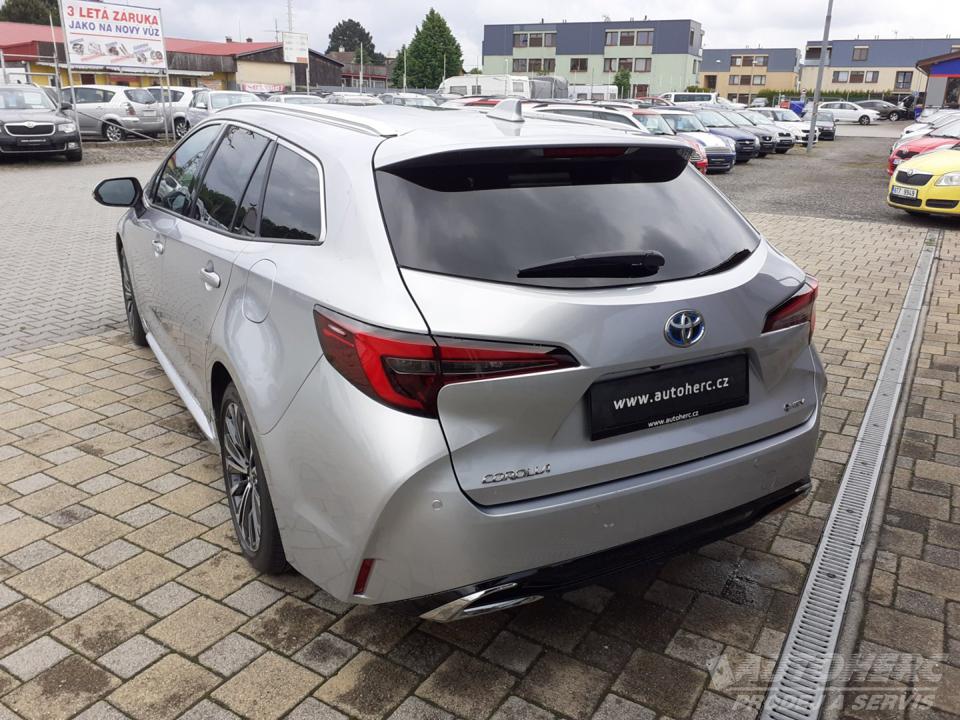 Toyota Corolla 1.8 HEV 140K TS STYLE