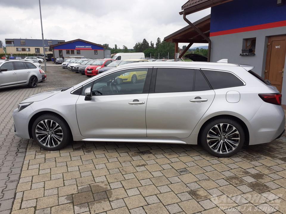 Toyota Corolla 1.8 HEV 140K TS STYLE