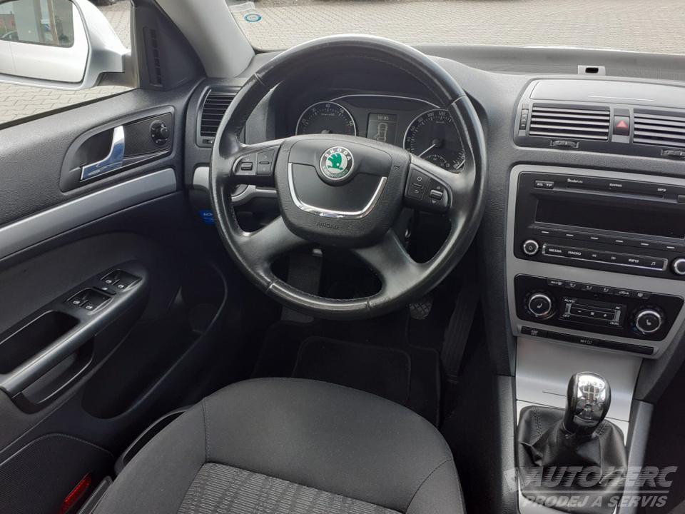 Škoda Octavia KOMBI 1.4 TSi ELEGANCE