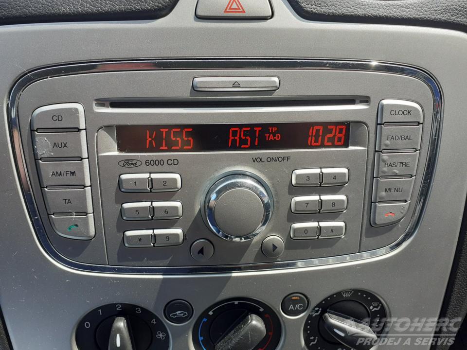 Ford Focus KOMBI 1.6 16V