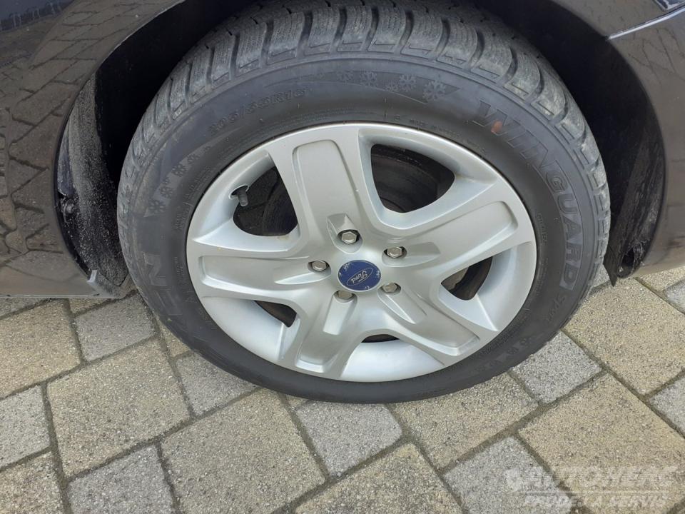 Ford Focus KOMBI 1.6 16V