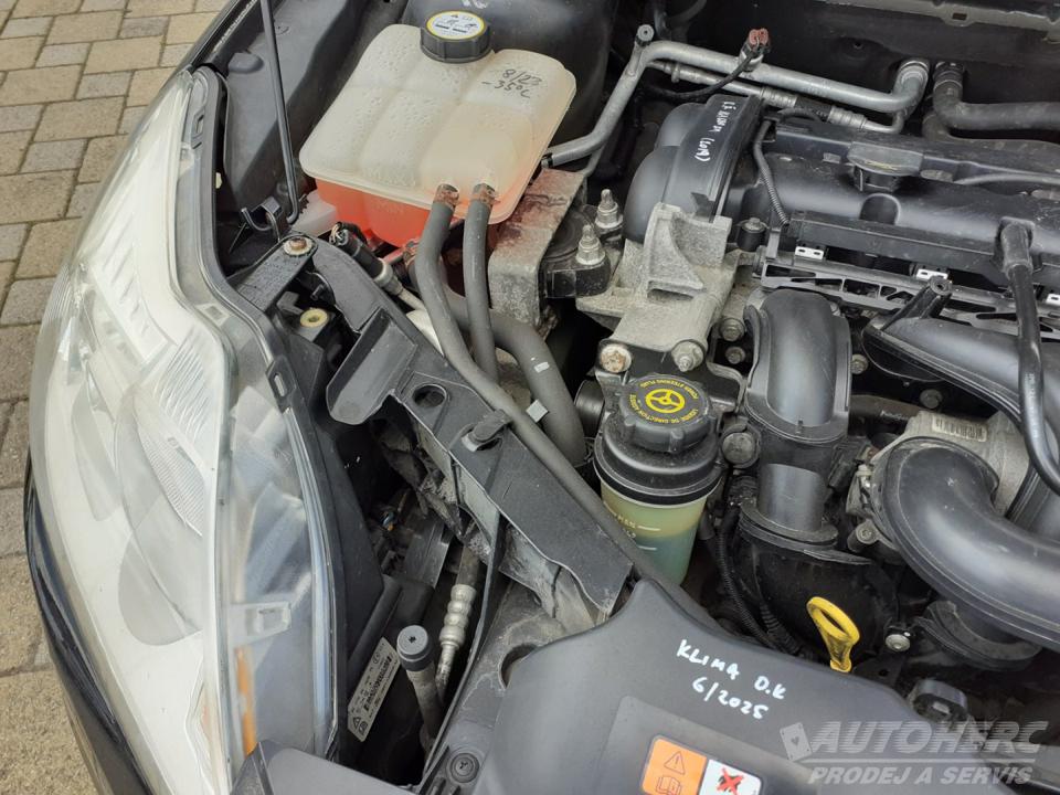 Ford Focus KOMBI 1.6 16V