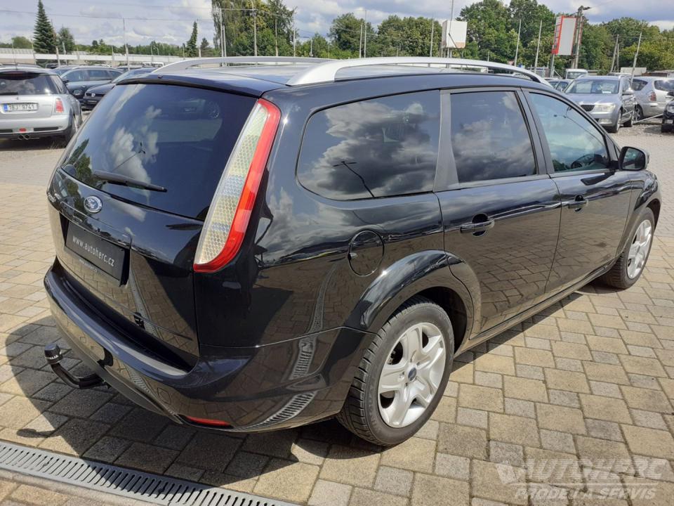Ford Focus KOMBI 1.6 16V