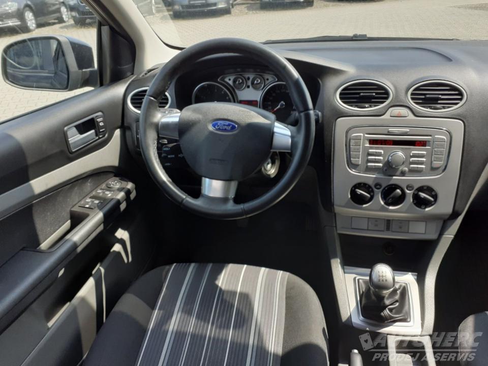 Ford Focus KOMBI 1.6 16V