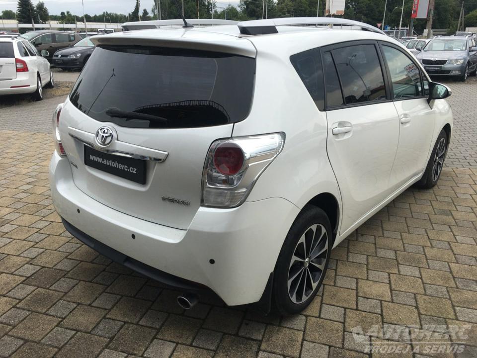 Toyota Verso 2.0 D-4D ČR