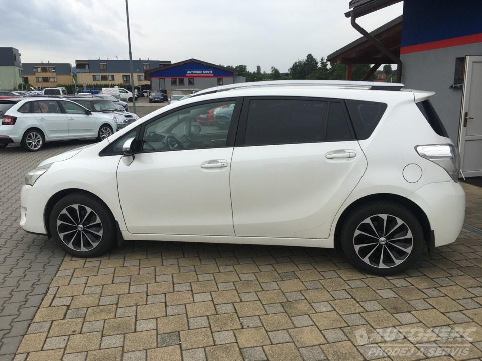 Toyota Verso 2.0 D-4D ČR
