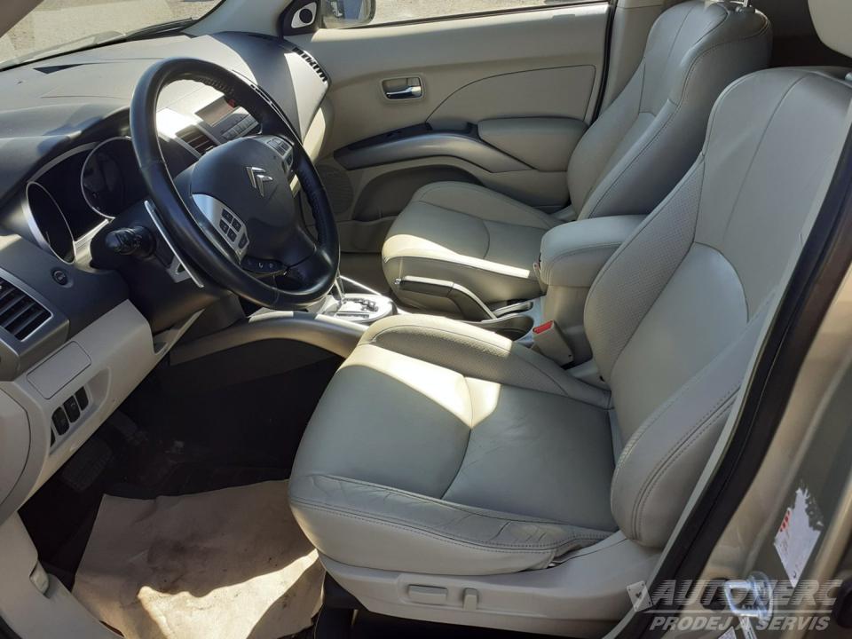 Citroën C-Crosser 2.4 16V 4x4