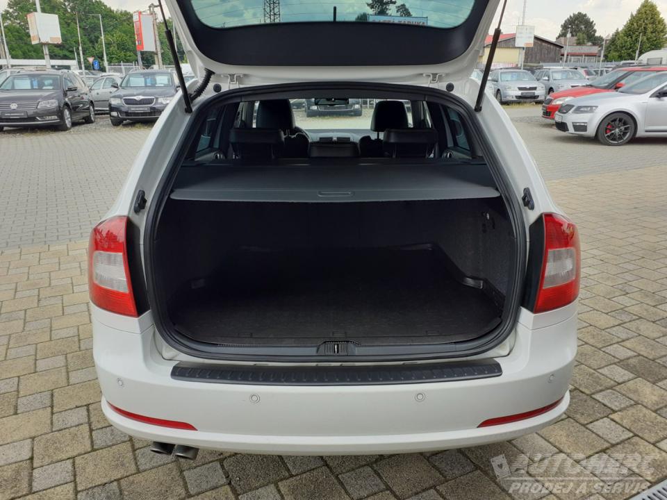 Škoda Octavia KOMBI 2.0 TDi RS