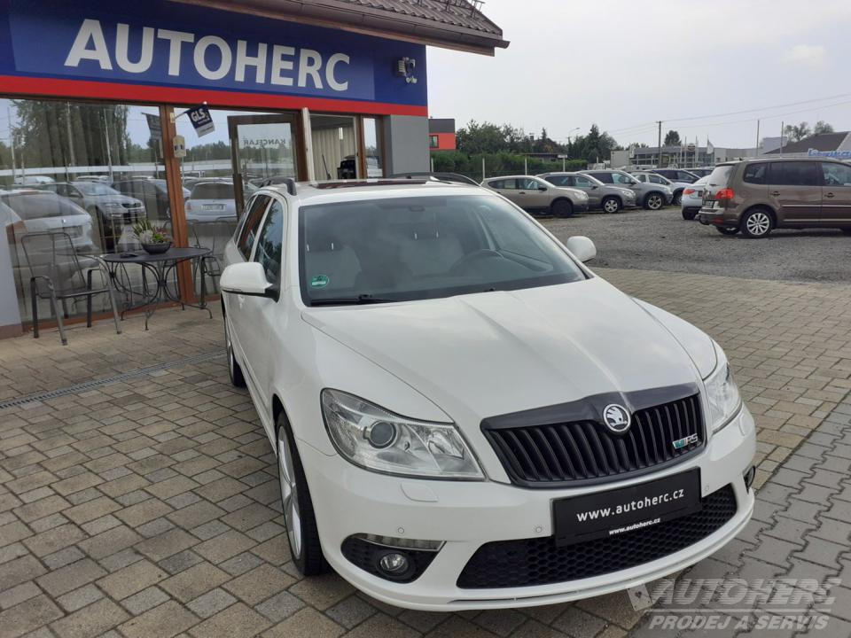 Škoda Octavia KOMBI 2.0 TDi RS