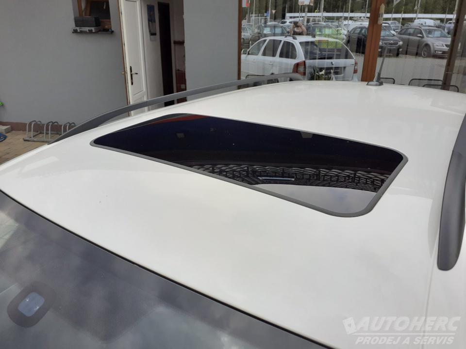Škoda Octavia KOMBI 2.0 TDi RS