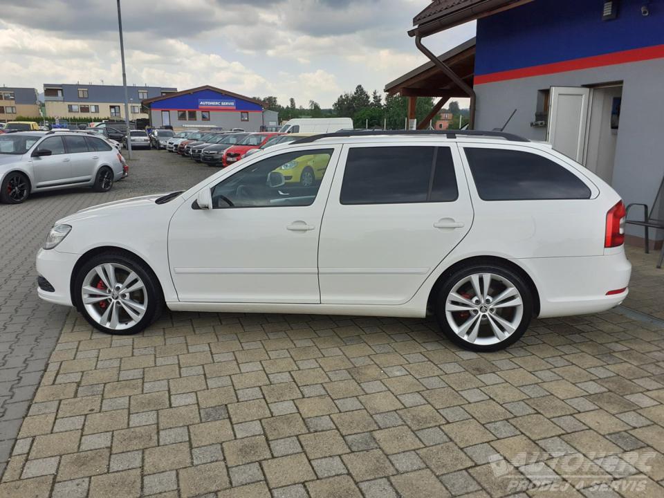 Škoda Octavia KOMBI 2.0 TDi RS