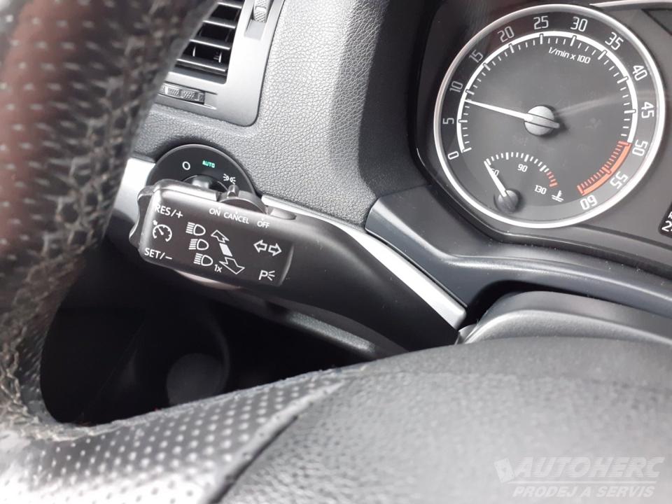 Škoda Octavia KOMBI 2.0 TDi RS