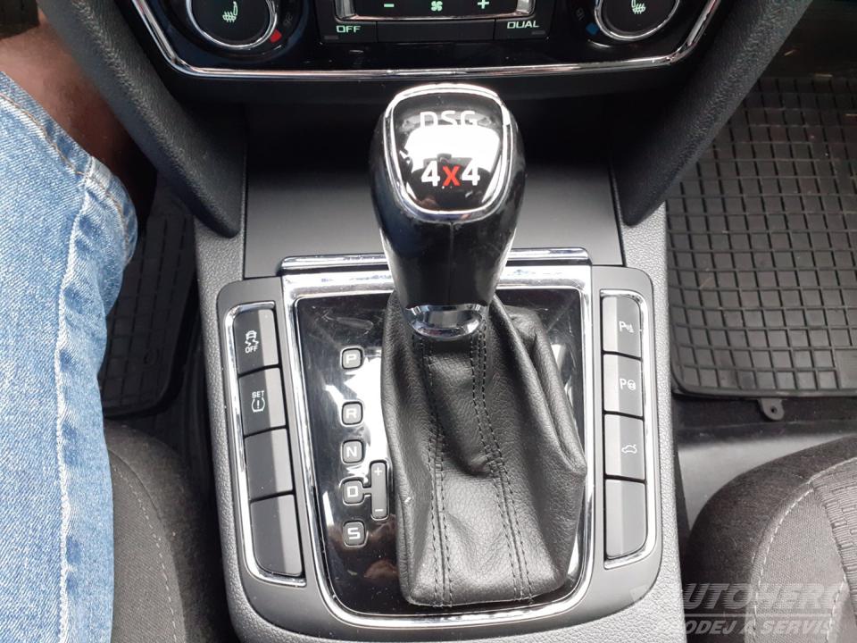 Škoda Superb 2.0 TDi DSG 4x4