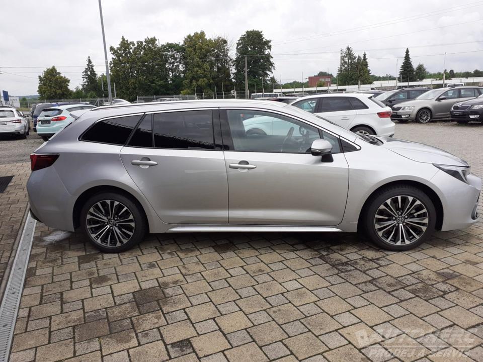 Toyota Corolla 1.8 HEV 140K TS STYLE