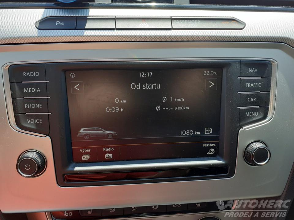 Volkswagen Passat KOMBI 2.0 TDi