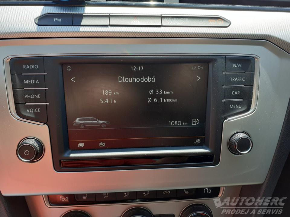 Volkswagen Passat KOMBI 2.0 TDi