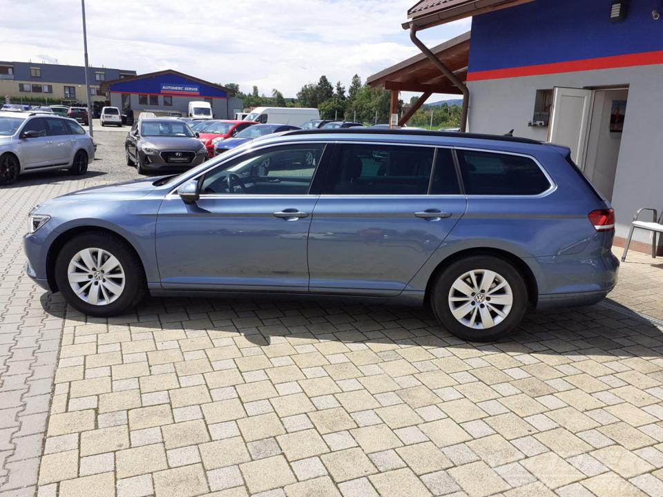Volkswagen Passat KOMBI 2.0 TDi