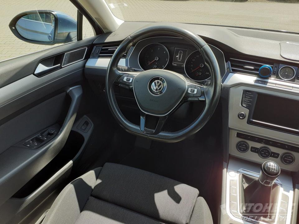 Volkswagen Passat KOMBI 2.0 TDi