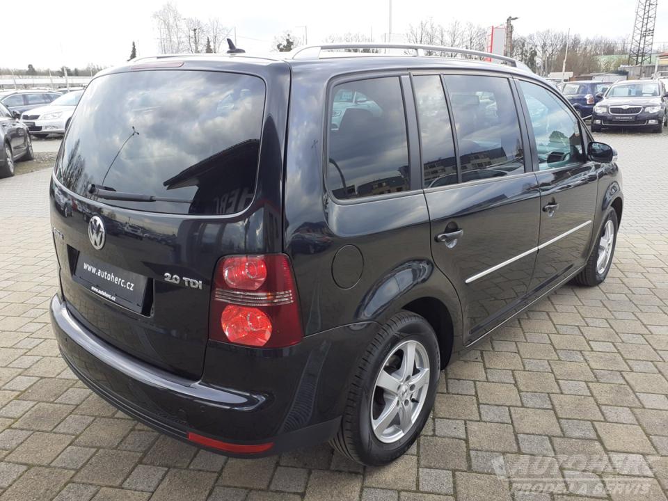 Volkswagen Touran 2.0 TDi  HIGHLINE