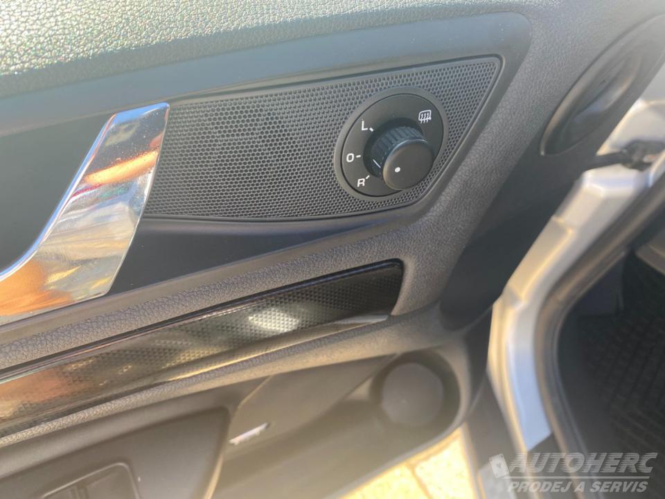 Škoda Octavia KOMBI 2.0 TSi RS