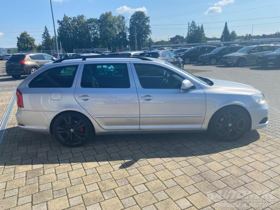 Škoda Octavia KOMBI 2.0 TSi RS