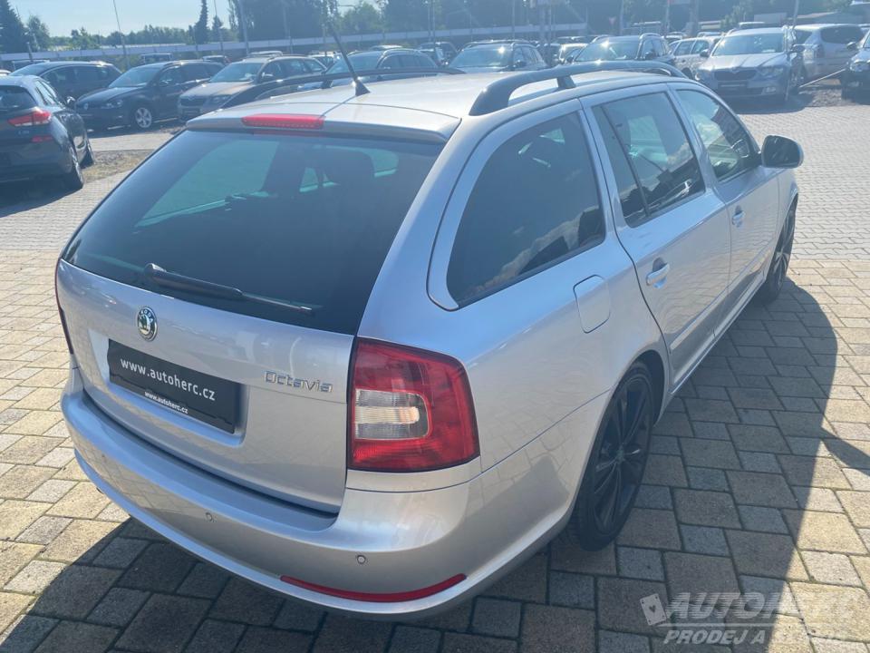 Škoda Octavia KOMBI 2.0 TSi RS