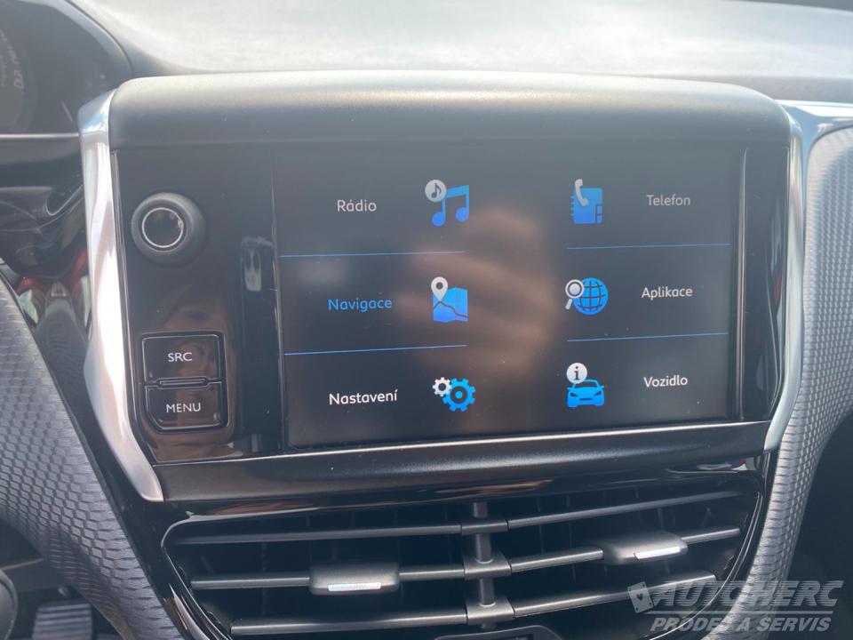 Peugeot 2008 1.2 Pure Tech ČR