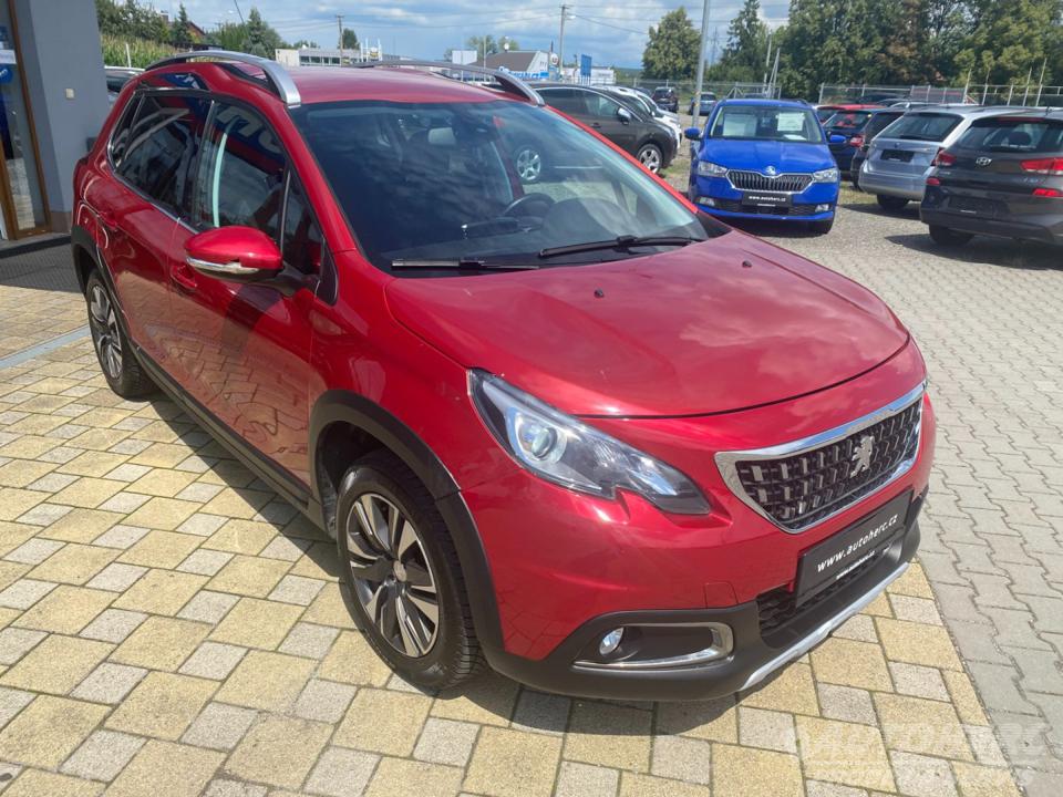 Peugeot 2008 1.2 Pure Tech ČR