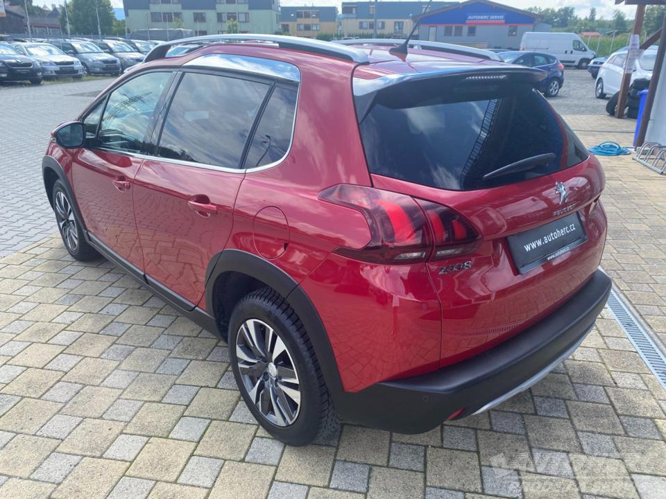 Peugeot 2008 1.2 Pure Tech ČR