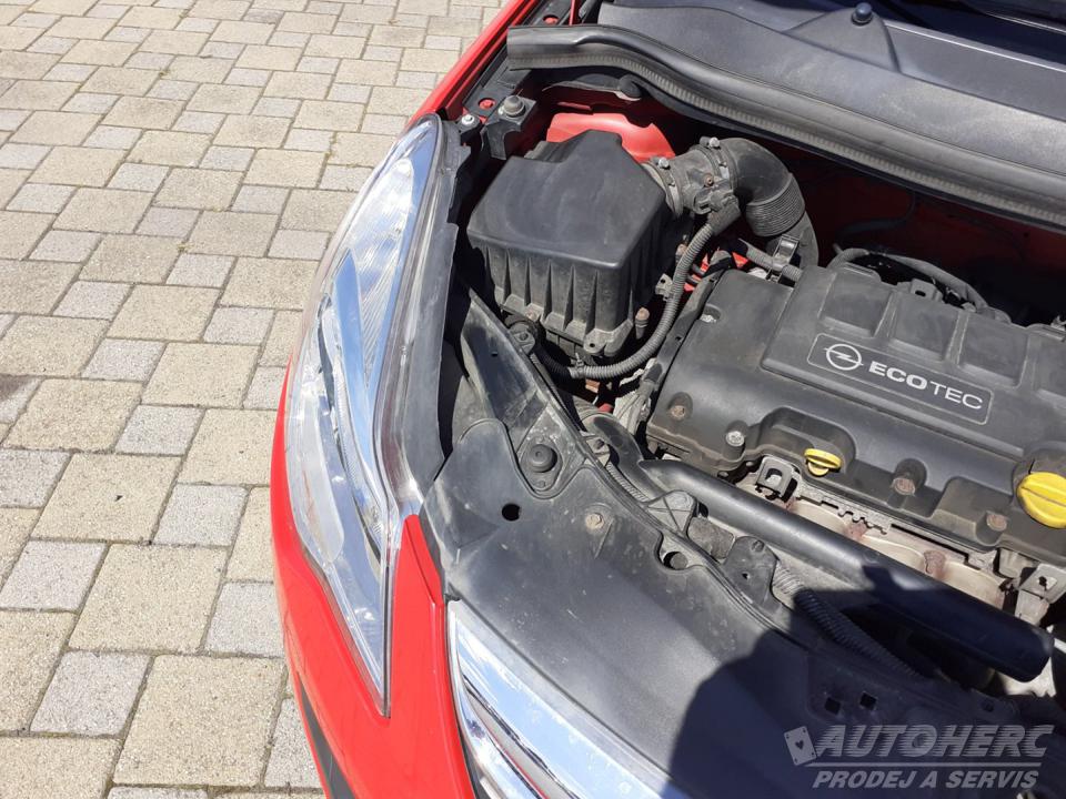 Opel Corsa 1.2 1.MAJ.ČR.