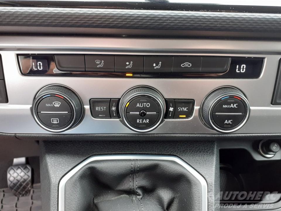 Volkswagen Multivan T6.1. 2.0 TDi  LONG 8 Míst