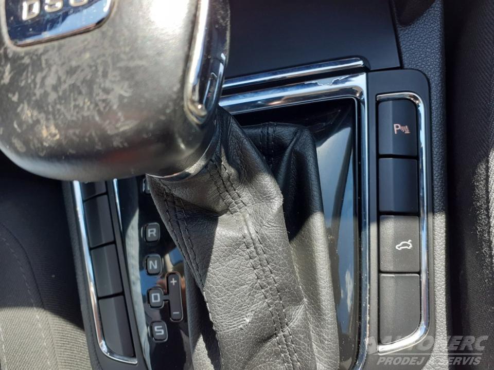Škoda Superb 2.0TDi DSG