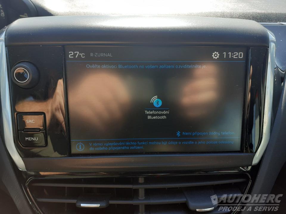 Peugeot 208 1.2 PT 1 .Maj .ČR