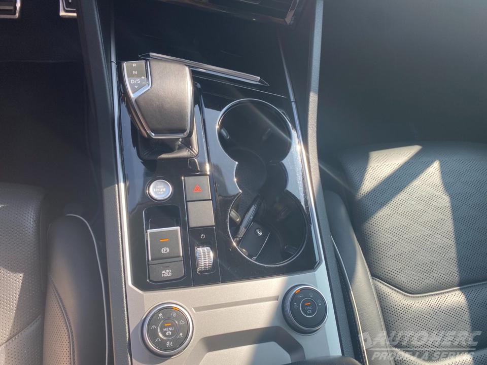 Volkswagen Touareg 3.0 TDi V6 Elegance 4x4