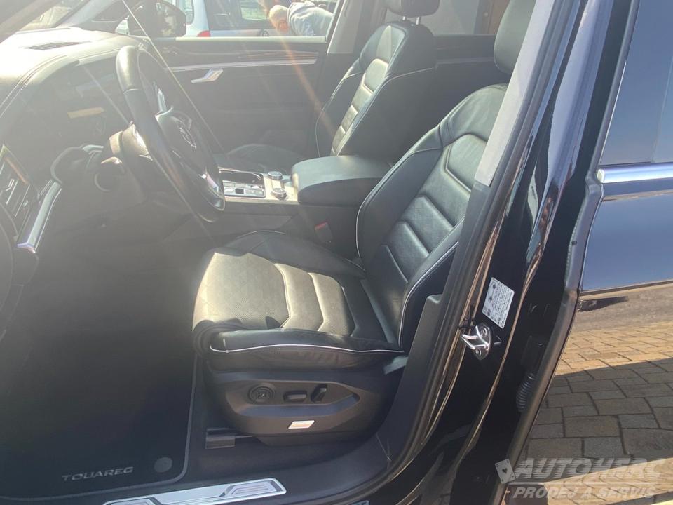 Volkswagen Touareg 3.0 TDi V6 Elegance 4x4