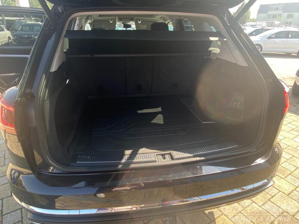 Volkswagen Touareg 3.0 TDi V6 Elegance 4x4