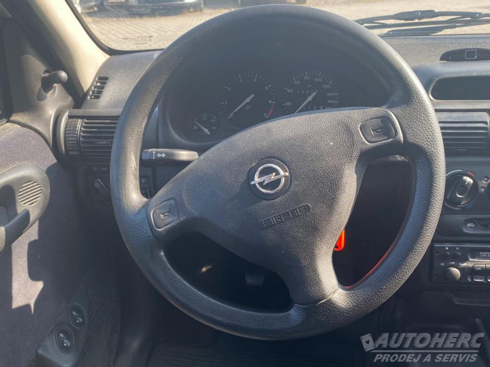 Opel Corsa 1.0 12 V