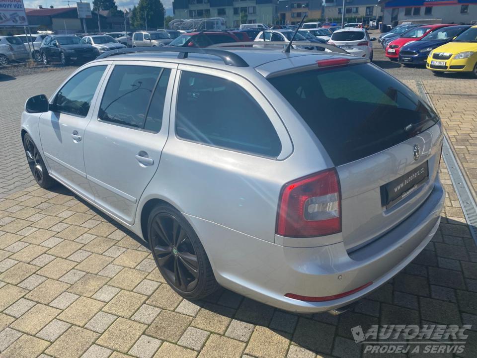 Škoda Octavia KOMBI 2.0 TSi RS
