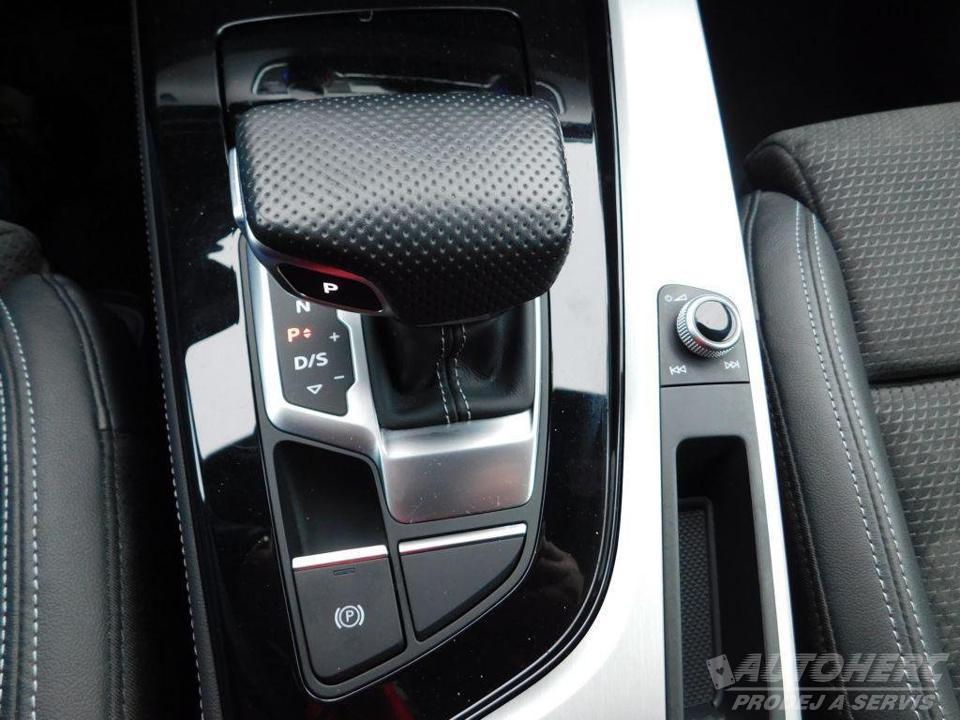 Audi A4 Avant 40TDi/Q/SLine Matrix TOP