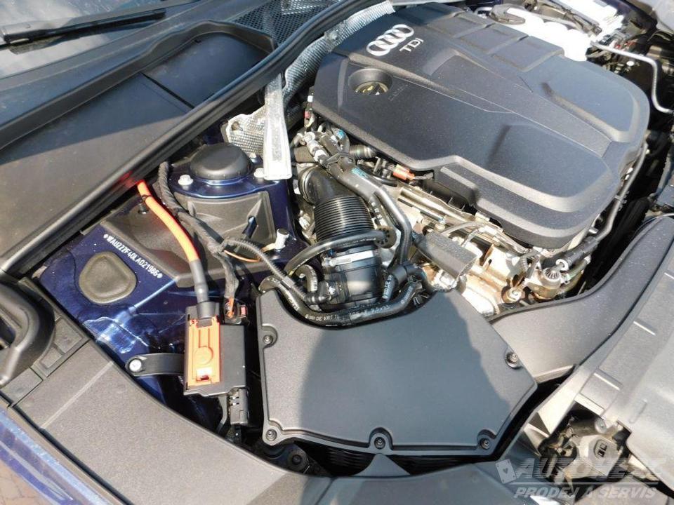 Audi A4 Avant 40TDi/Q/SLine Matrix TOP