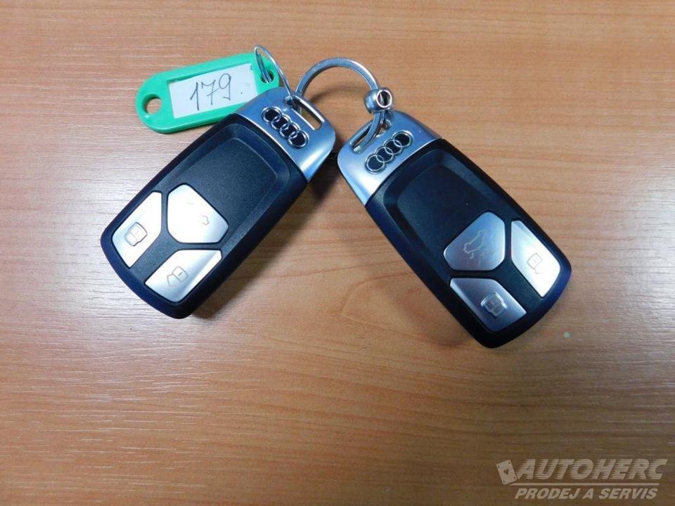 Audi A4 Avant 40TDi/Q/SLine Matrix TOP