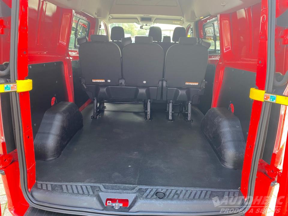 Ford Transit Custom 2.0 TDCi  6 míst 96 kW