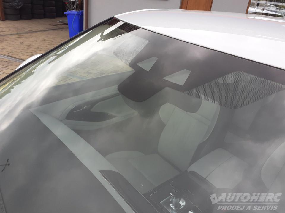 Land Rover Range Rover Evoque 2.0 P200 R DYNAMIC S