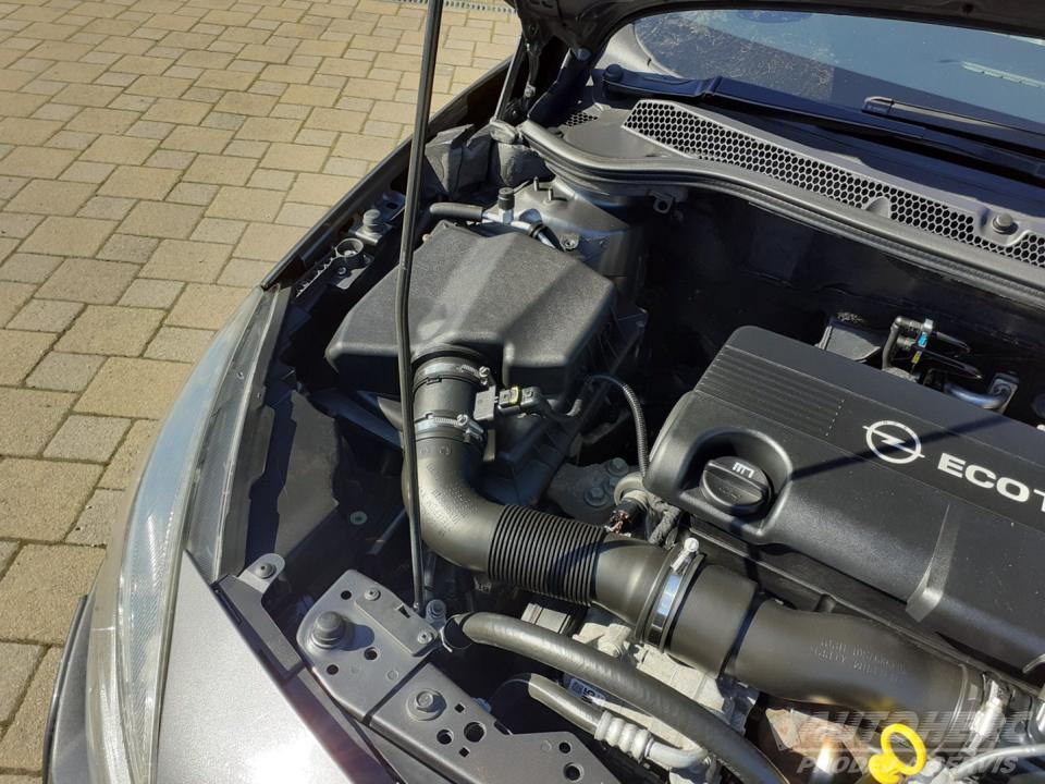 Opel Astra 1.7 CDTi KOMBI SPORT