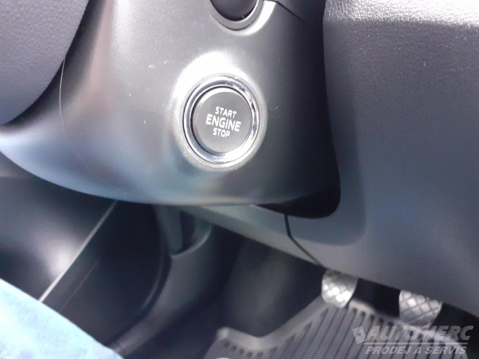 Škoda Fabia KOMBI 1.0 MPi ČR