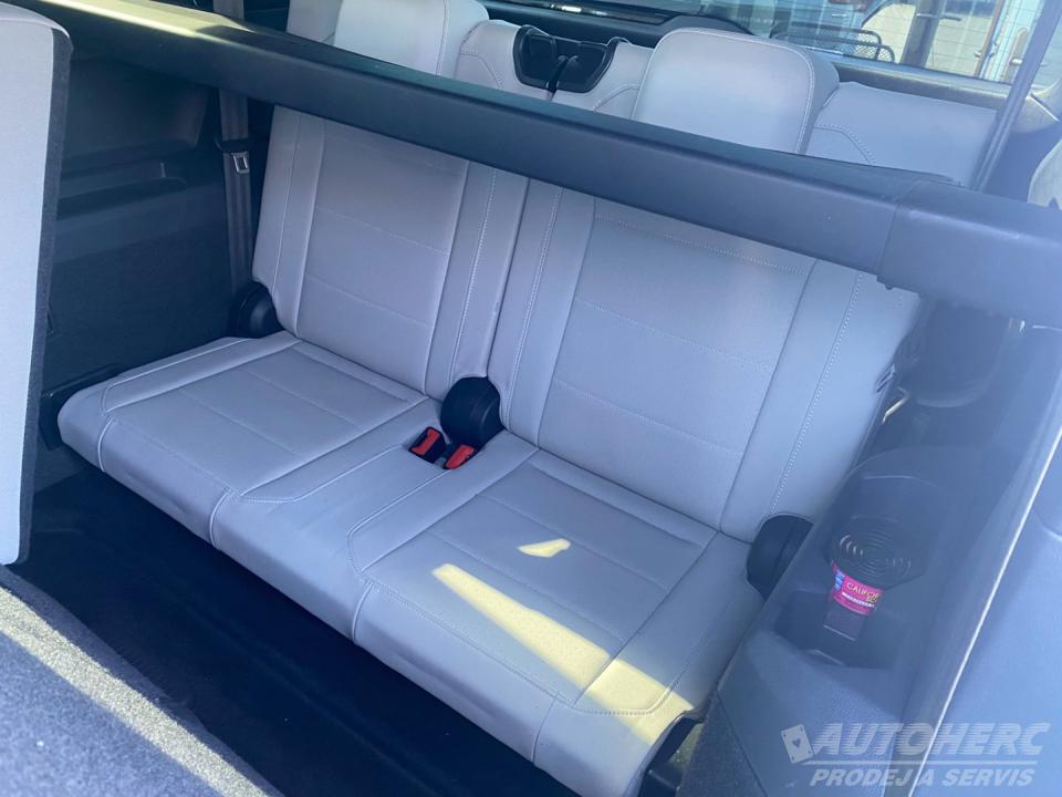 Volkswagen Tiguan Allspace 2.0 TSi R-Line DSG 7-míst