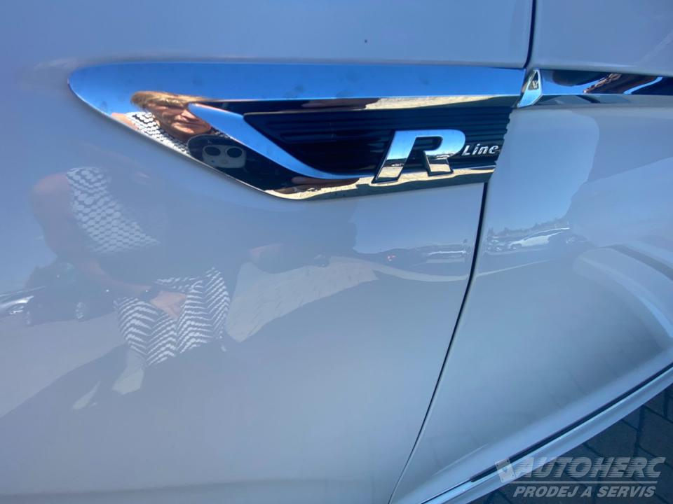 Volkswagen Tiguan Allspace 2.0 TSi R-Line DSG 7-míst