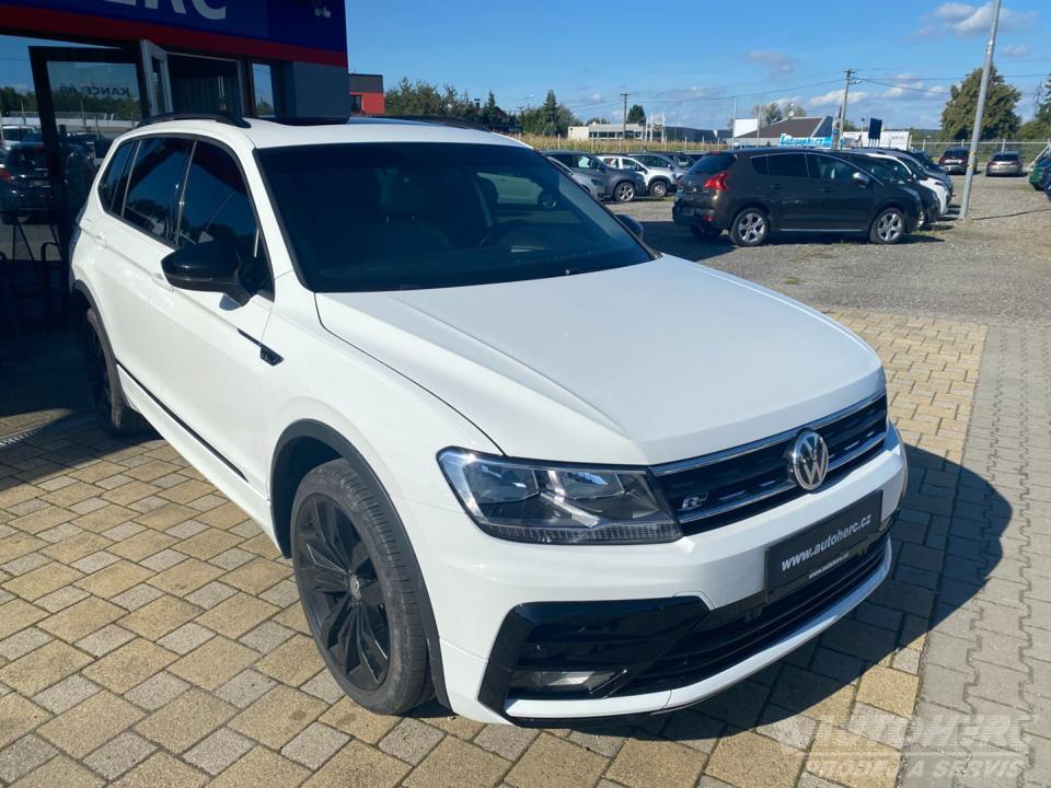 Volkswagen Tiguan Allspace 2.0 TSi R-Line DSG 7-míst