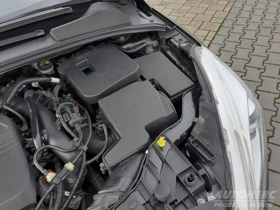 Ford Focus 1.5 E.B. TITANIUM