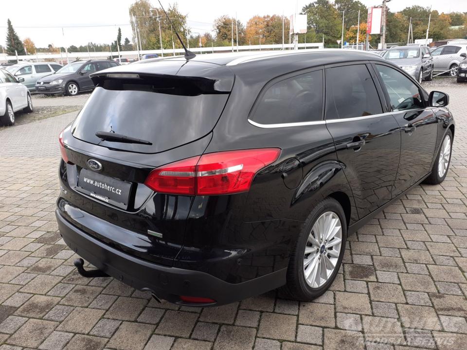 Ford Focus 1.5 E.B. TITANIUM